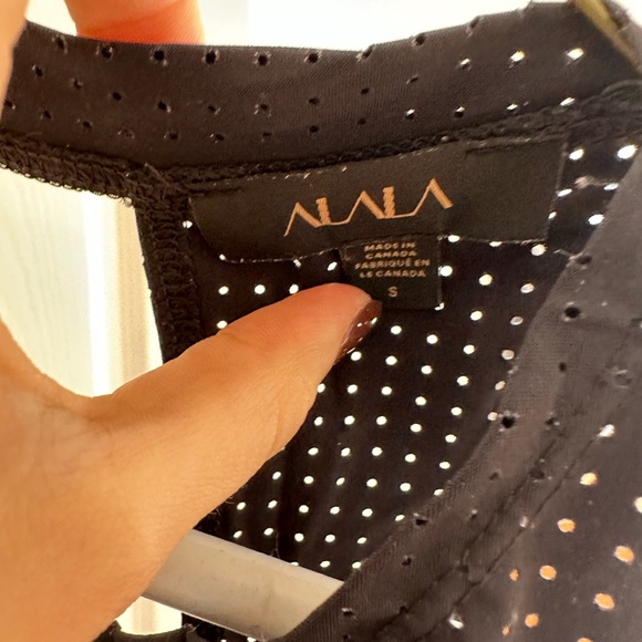 ALALA STRIPED WORKOUT SET SIZE SMALL - Picture 7 of 7